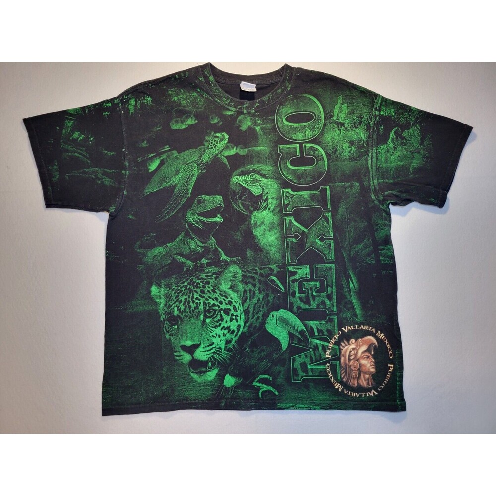 Vintage Y2K Green Animals AOP Mexico Puerto Vallarta Double-sided Mens 2XL 2000s